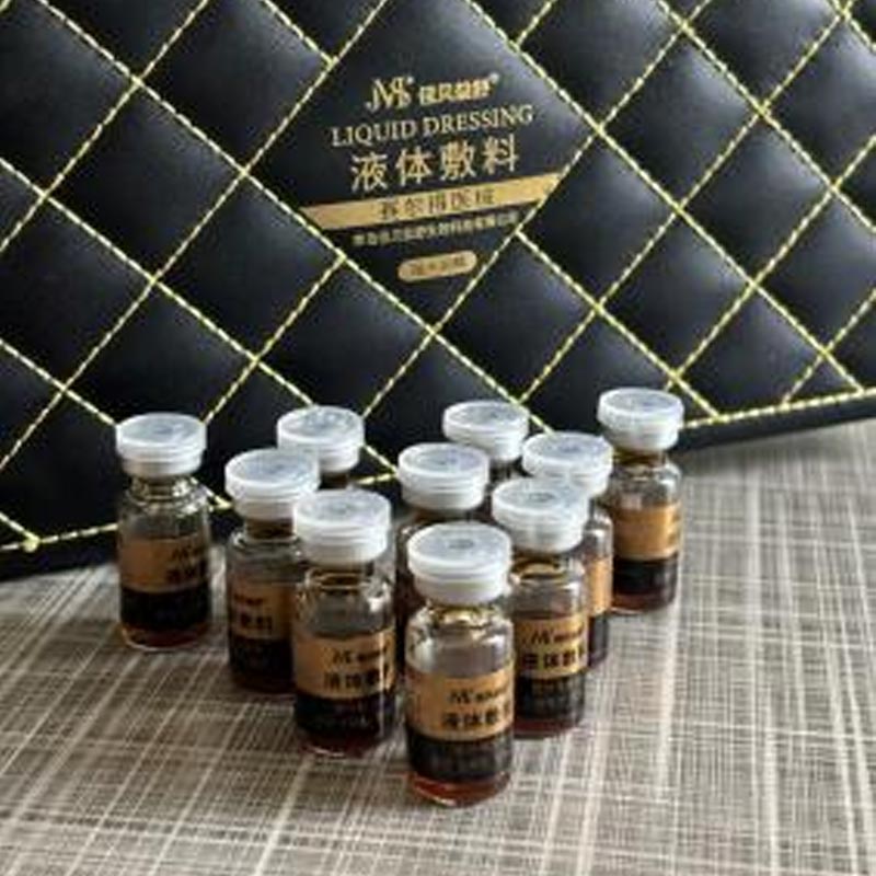 ضد آفتاب روزانه و اسانس مرطوب کننده